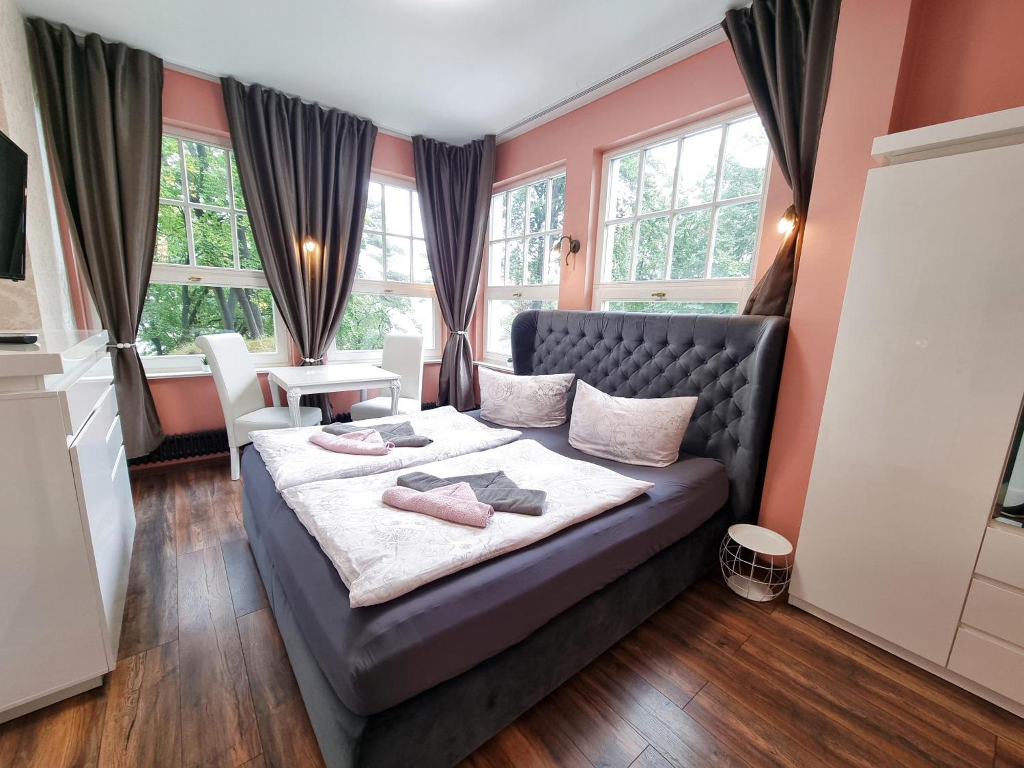 Strandhotel Lindequist Зеллин Экстерьер фото